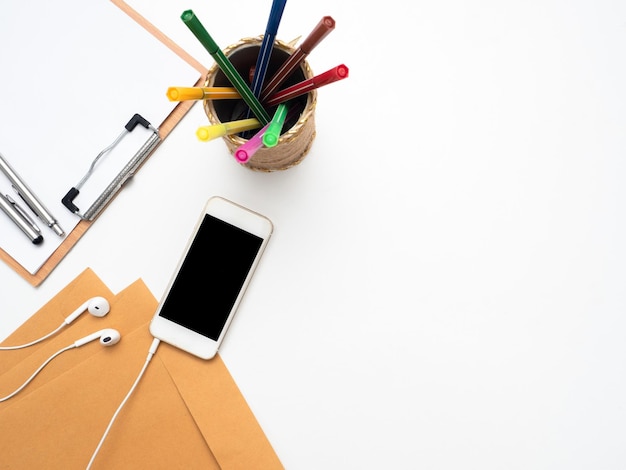 kontakt pracownia haftu